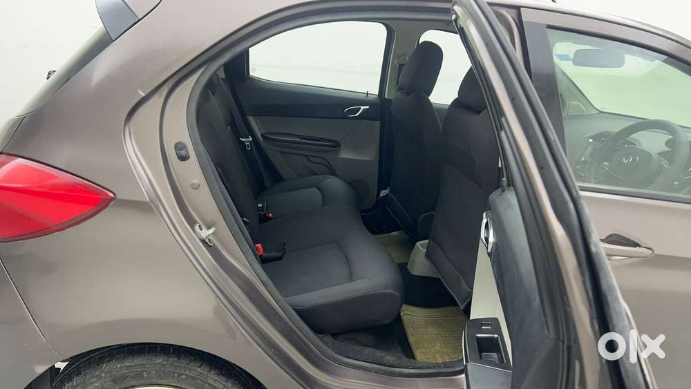 Tata Tiago 1.2 Revotron Xz Wo Alloy, 2018, Cng & Hybrids