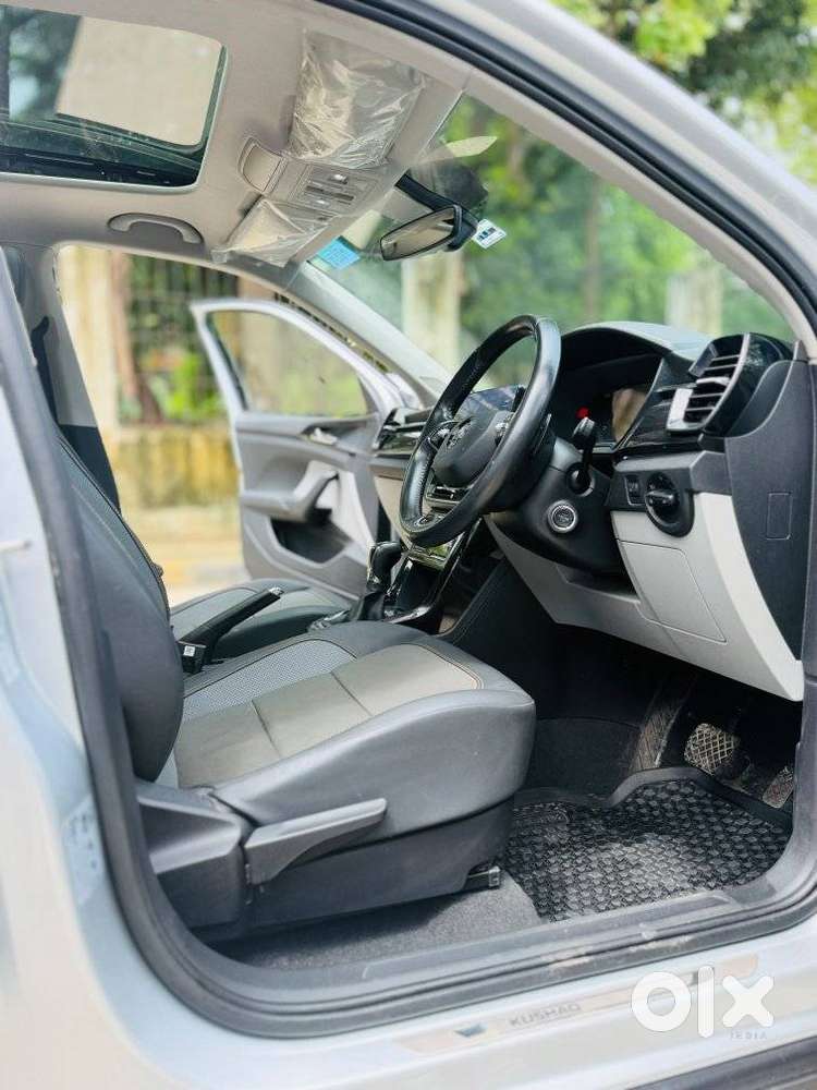 Skoda Kushaq 1.0 Tsi Style At, 2023, Petrol