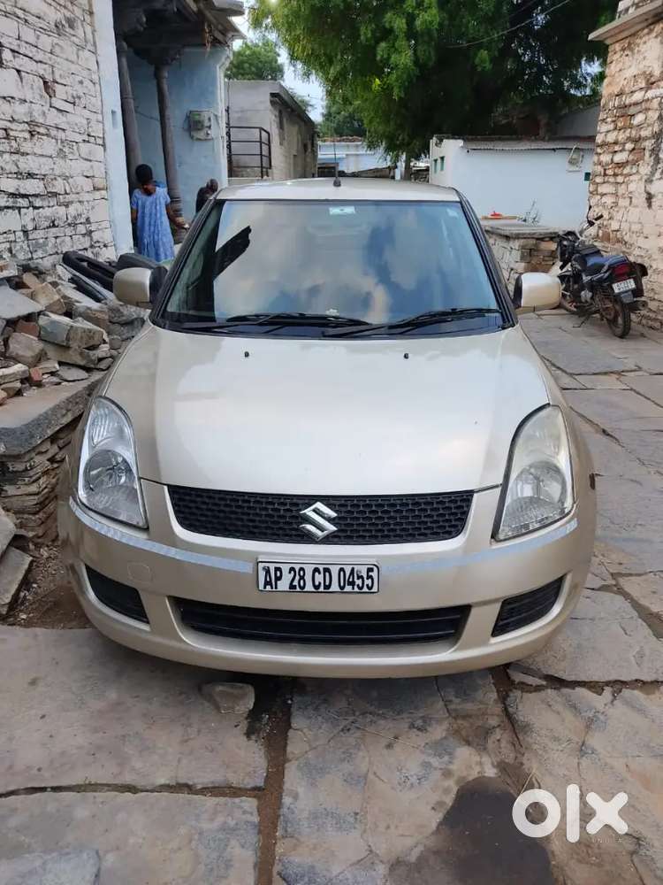 Maruti Suzuki Swift Dzire 2010 Diesel 130000 Km Driven