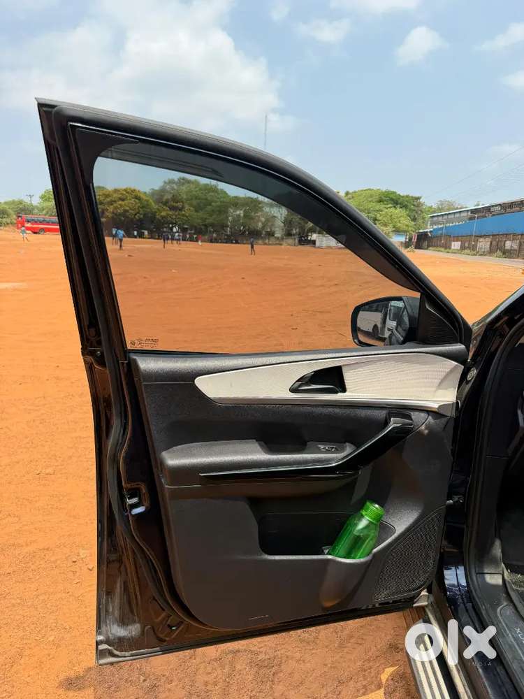 Mahindra Xuv700 2024 Diesel 43000 Km Driven