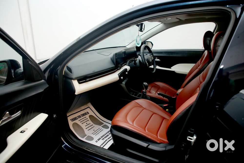 Hyundai Verna 1.5 Sx Petrol Mt, 2023, Petrol