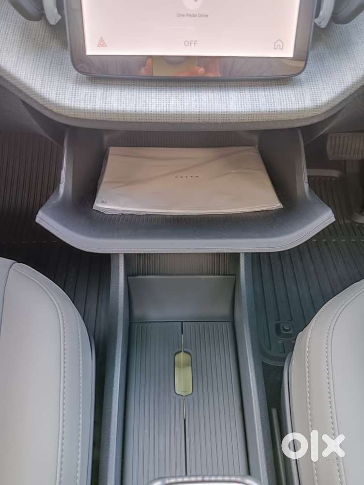 Volvo Ex30, 2025, Electric