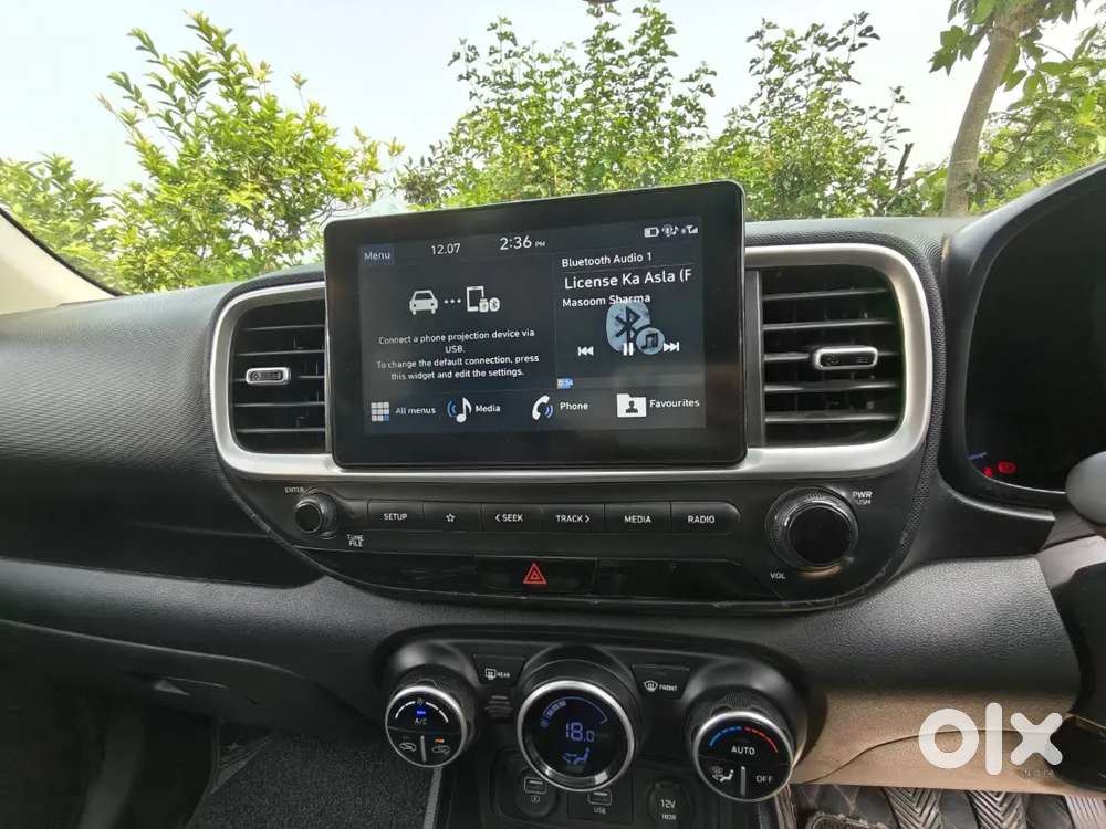 Venue Sx Turbo With Sunroof