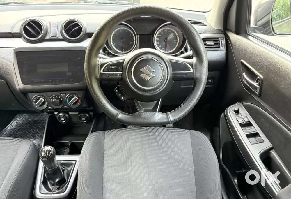 Maruti Suzuki Swift 2018 Vxi, 2022, Petrol