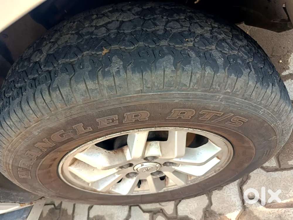 Mahindra Tuv T8 Mhawk Top Model