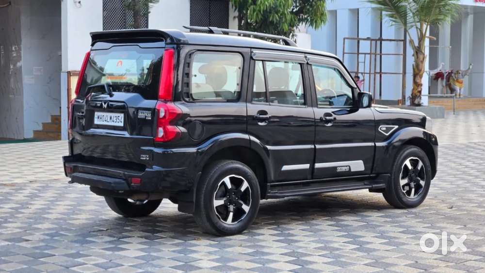 Mahindra Scorpio Classic, 2023, Diesel