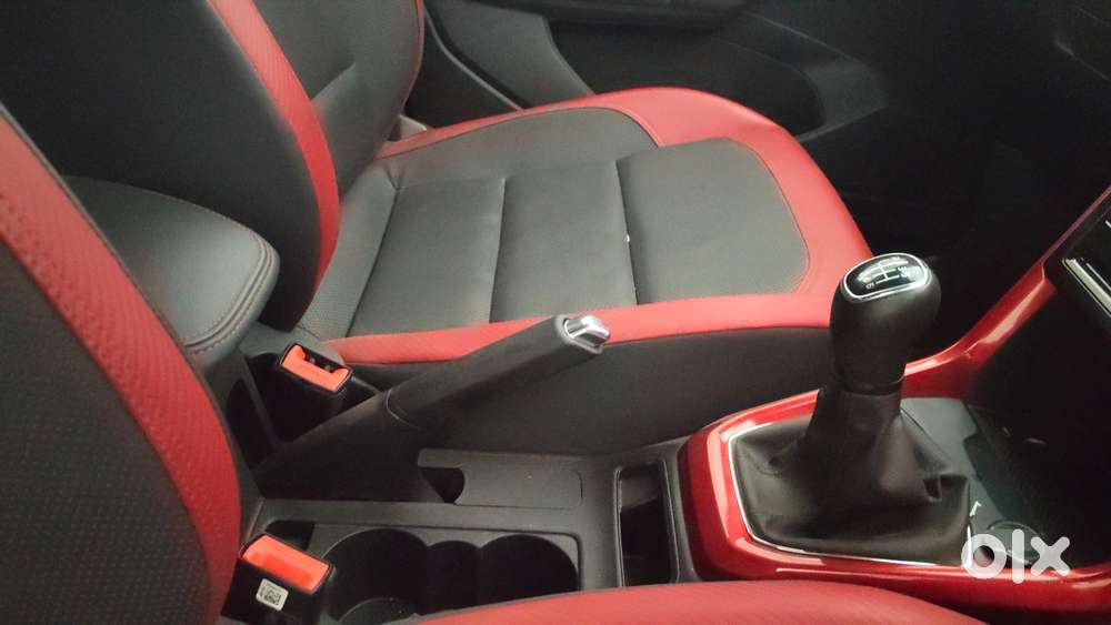 Skoda Kushaq Monte Carlo 1.0l Tsi Mt, 2023, Petrol