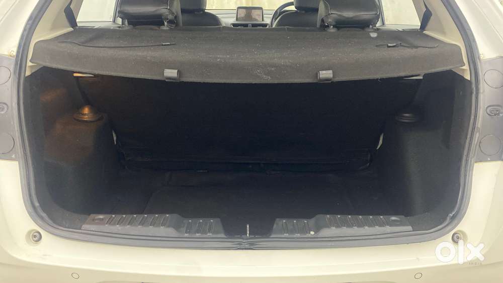 Tata Altroz Xza Petrol, 2022, Petrol