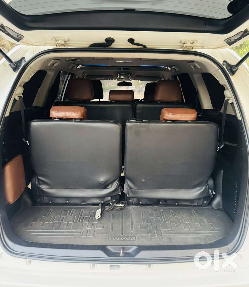 Toyota Innova Crysta 2.4 V 8 Str, 2019, Diesel