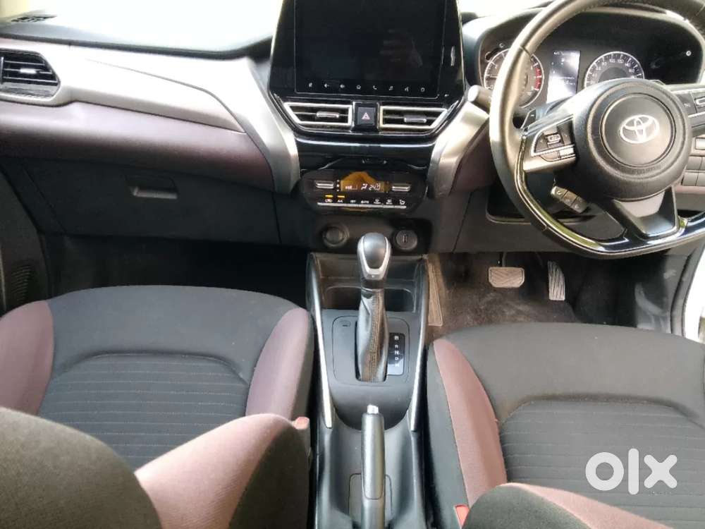 Toyota Urban Cruiser Taisor V 1.0 Petrol At Dual Tone, 2024, Petrol