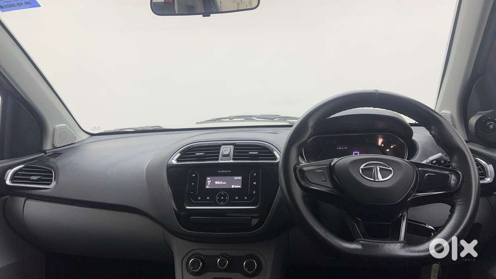 Tata Tiago 1.2 Revotron Xt Option, 2020, Petrol
