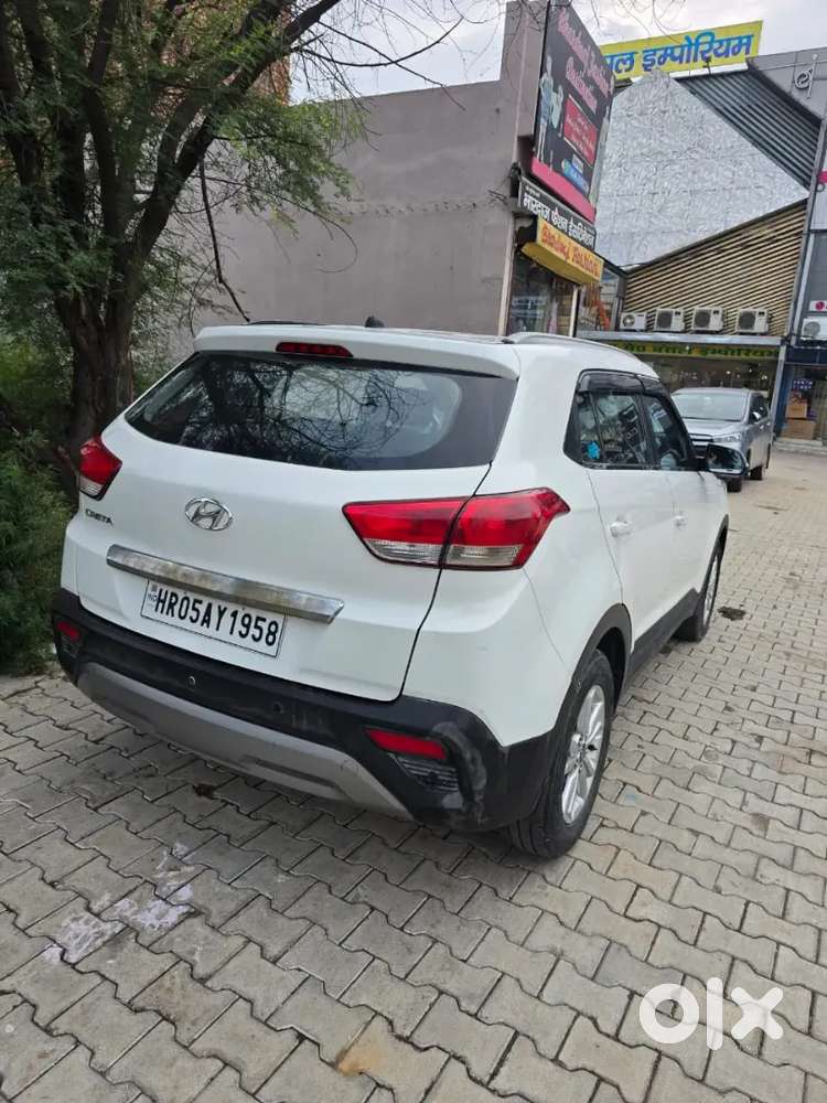 Car Sell Creta