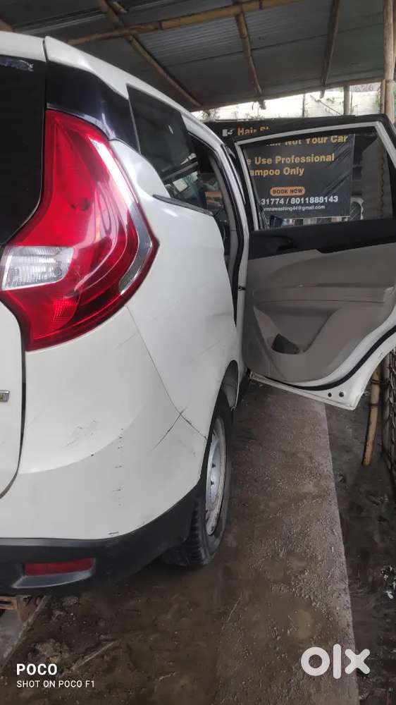 Mahindra Marazzo