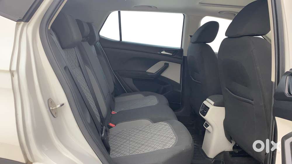 Volkswagen Taigun 1.0 Tsi Highline At, 2025, Petrol