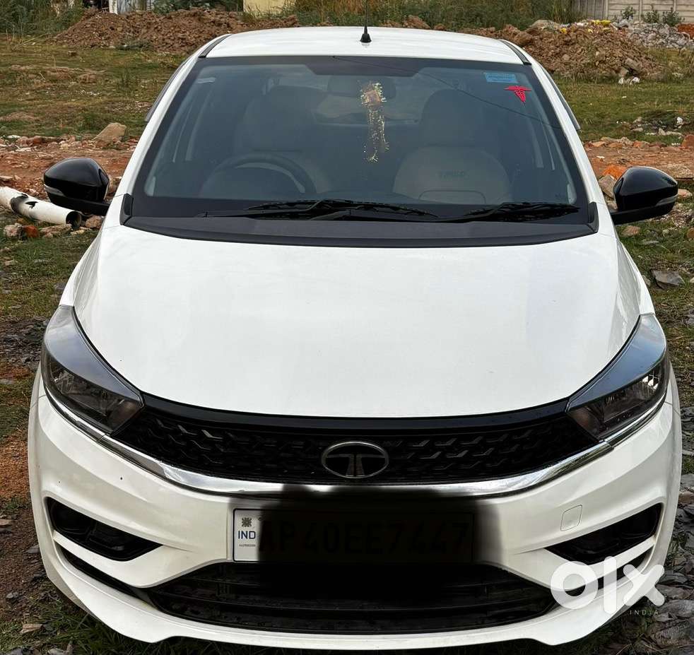 Tata Tiago Petrol 2024
