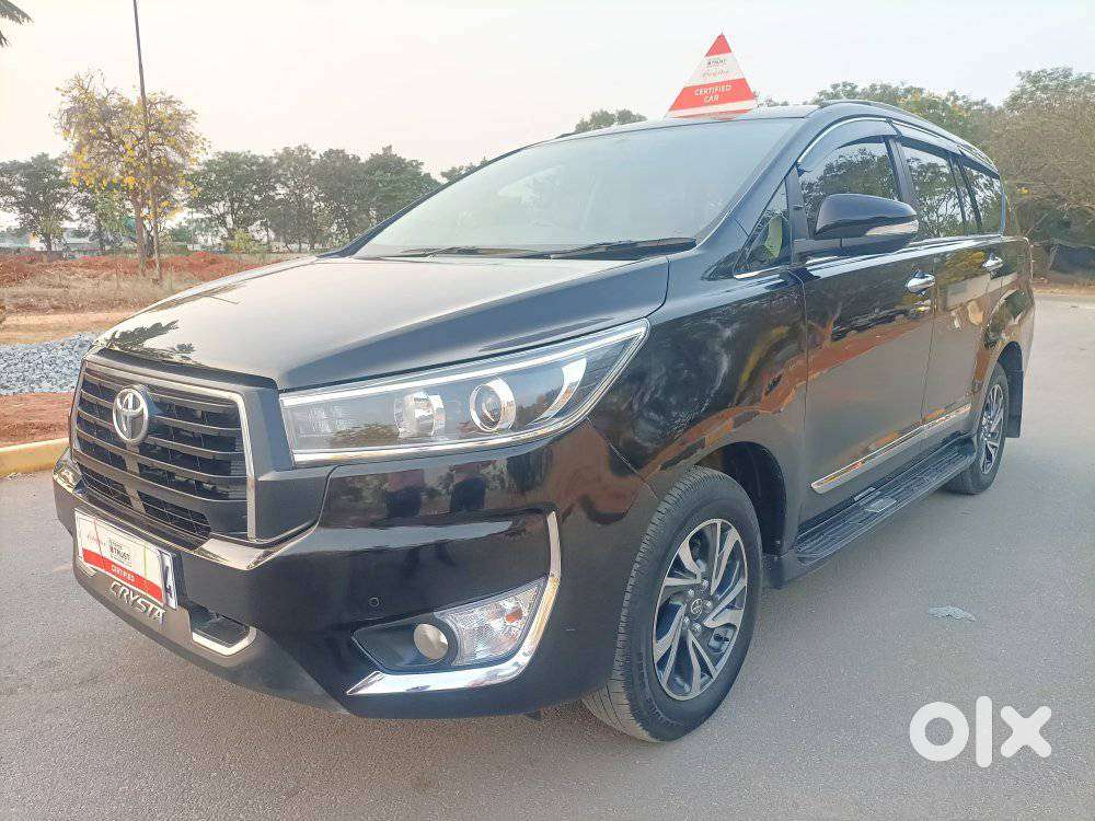 Toyota Innova Crysta 2.4 V 7 Str, 2024