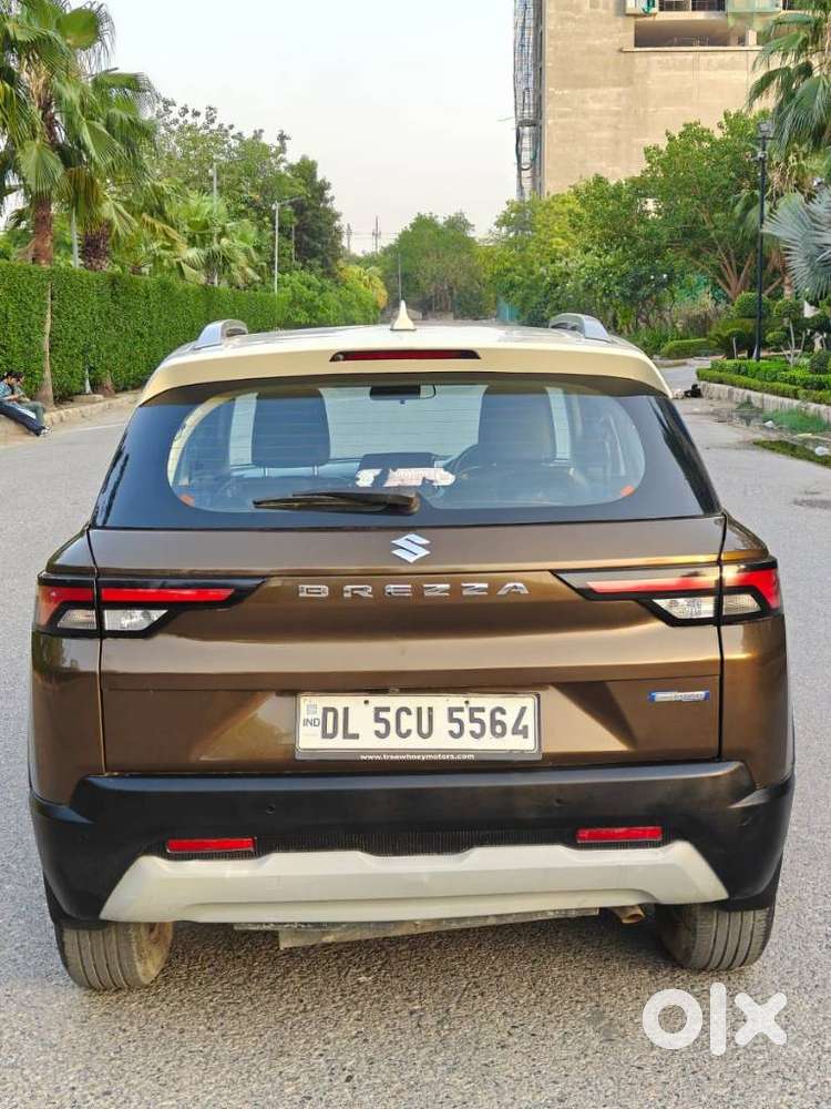 Maruti Suzuki Brezza 1.5 Zxi Plus Smart Hybrid, 2022, Petrol
