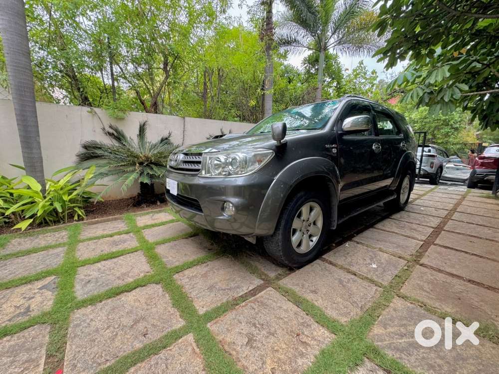 Toyota Fortuner Diesel 2011