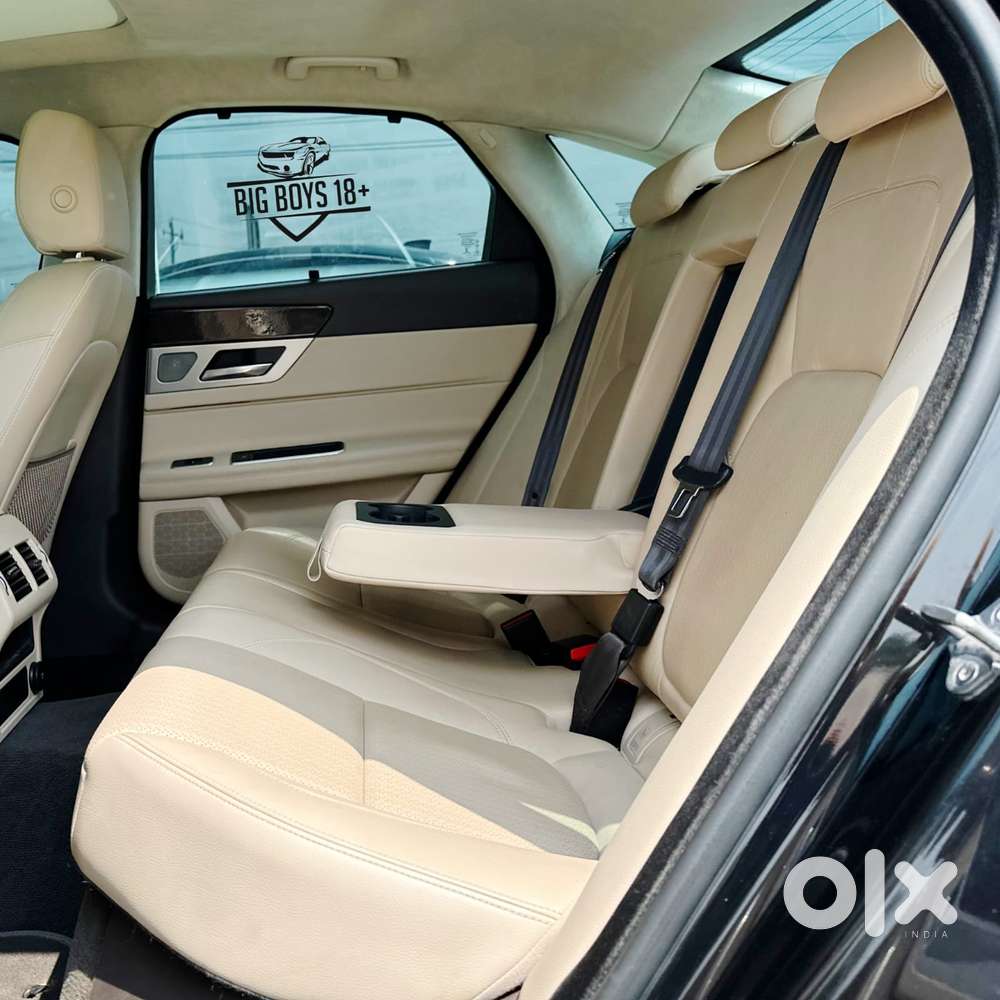 Jaguar Xf 2.0 Petrol Prestige, 2020, Petrol