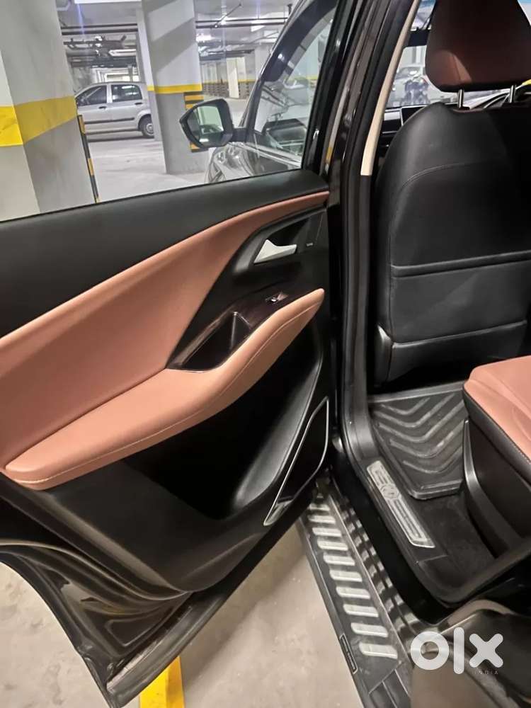 Mg Hector Plus Savvy Pro 1.5 Turbo Petrol Cvt 6 Str, 2024, Petrol