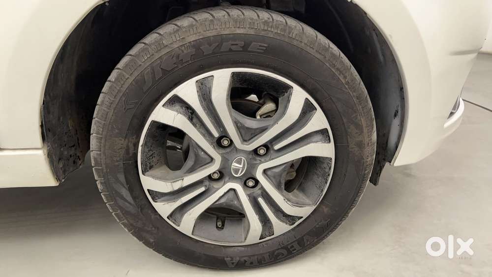 Tata Tiago Xza, 2019, Petrol