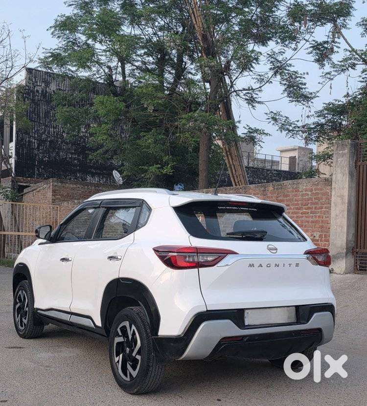 Nissan Magnite 1.0 Xv, 2021, Petrol