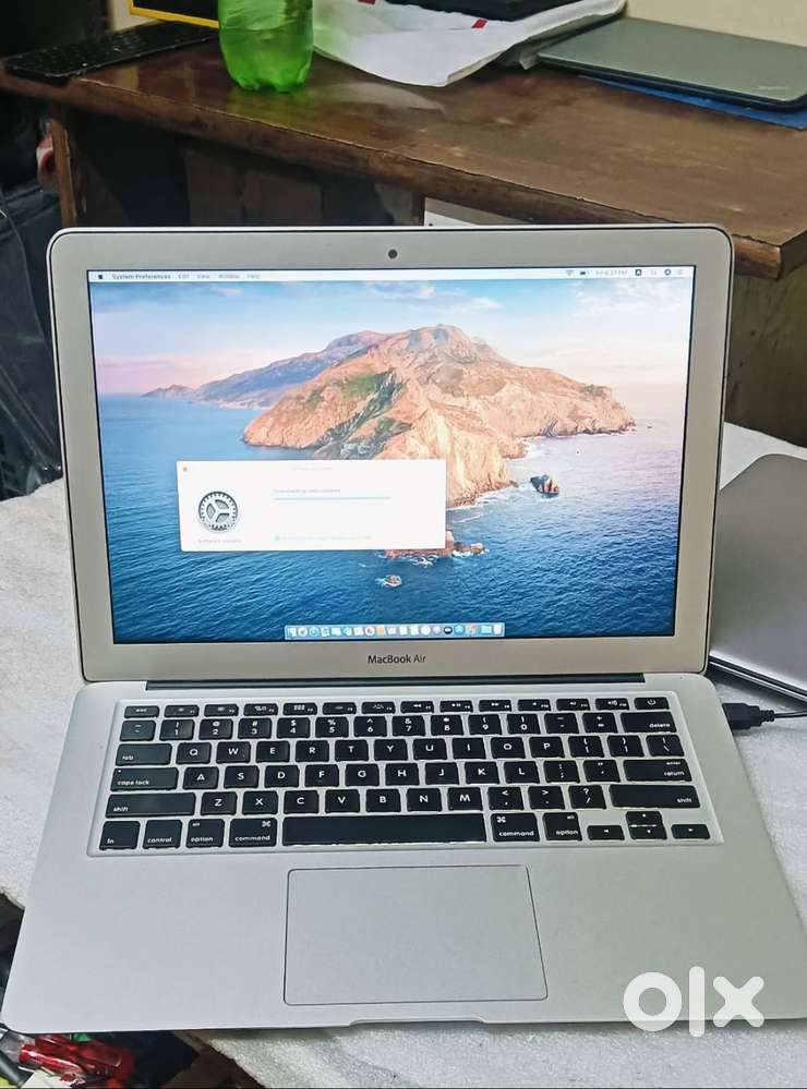 Aple Mac Book Air 2014 Core i5/ 4GB/ 256GB SSD Laptop
