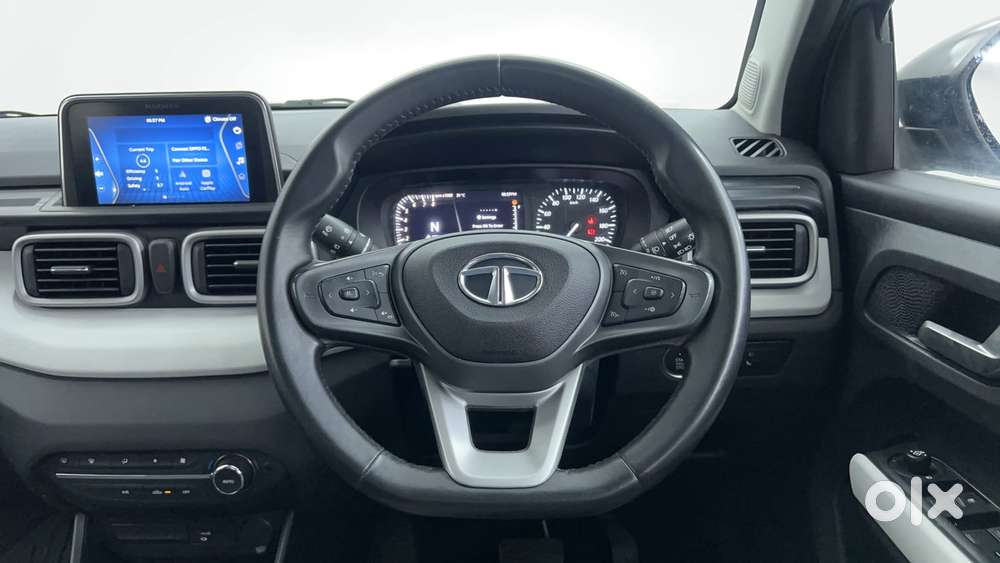 Tata Punch 1.2 Revotron Creative Amt Dual Tone, 2022, Petrol