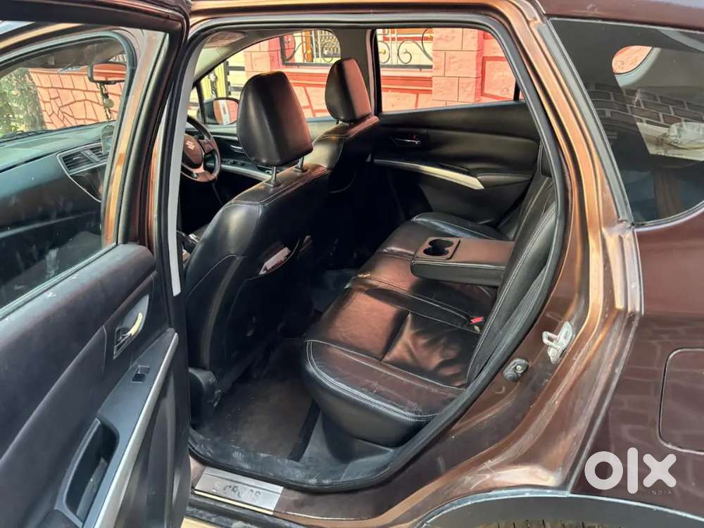 Maruti Suzuki S-cross 2015 Diesel Well Maintained