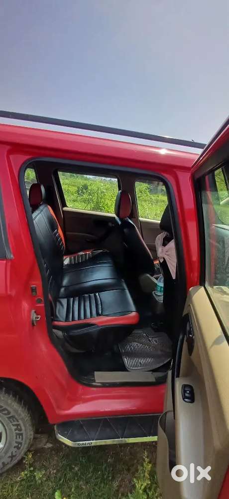 Mahindra Tuv 300 2019