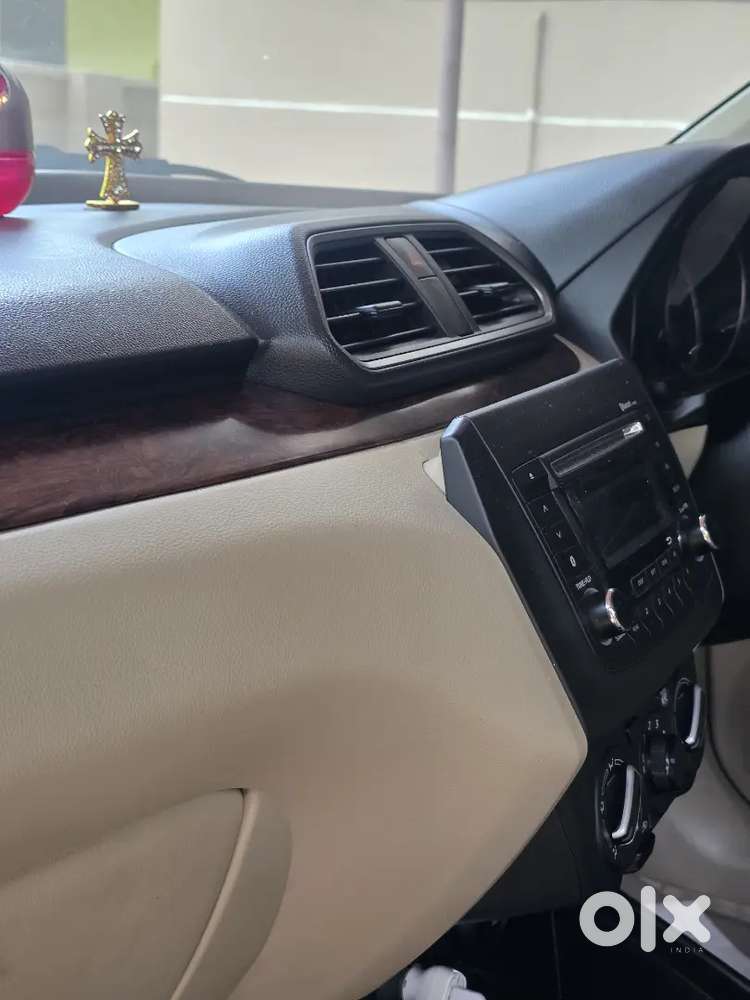 Maruti Suzuki Dzire 2017 Petrol Well Maintained