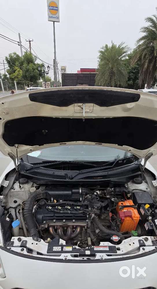 ​maruti Swift Lxi (nov 2020) | 1st Owner | Company Service Record