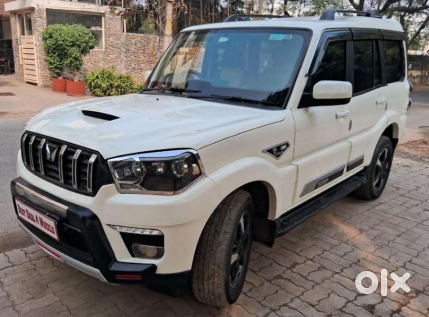 Mahindra Scorpio Classic 2.2 S 11 Mt 7 Str, 2023, Diesel