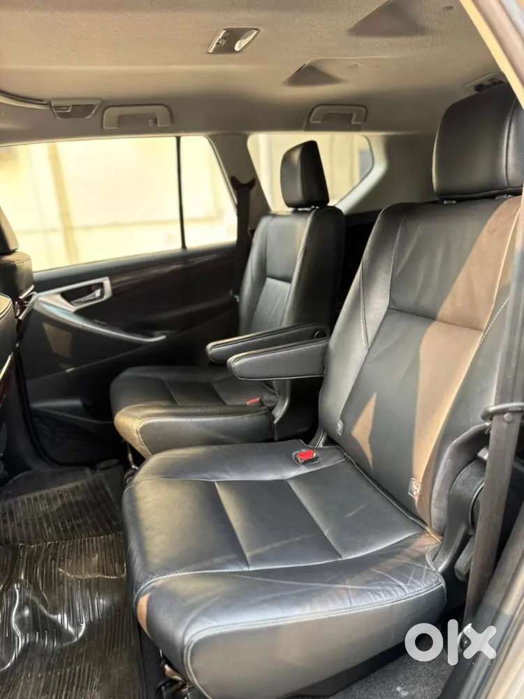 Toyota Innova Crysta 2017 High Quality