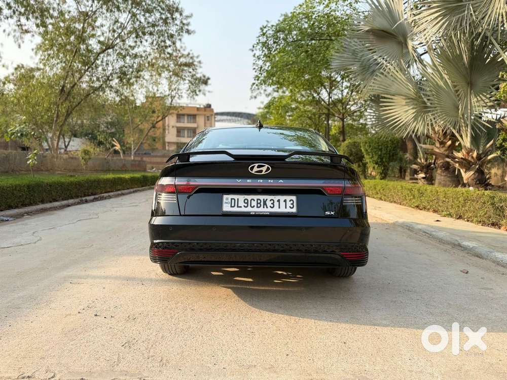 Hyundai Verna 1.5 Sx (o) Vtvt Ivt, 2025, Petrol