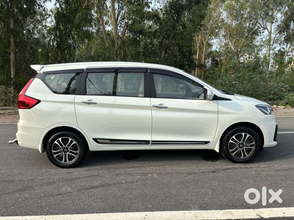 Maruti Suzuki Ertiga 1.5 Zxi Plus, 2025, Cng & Hybrids