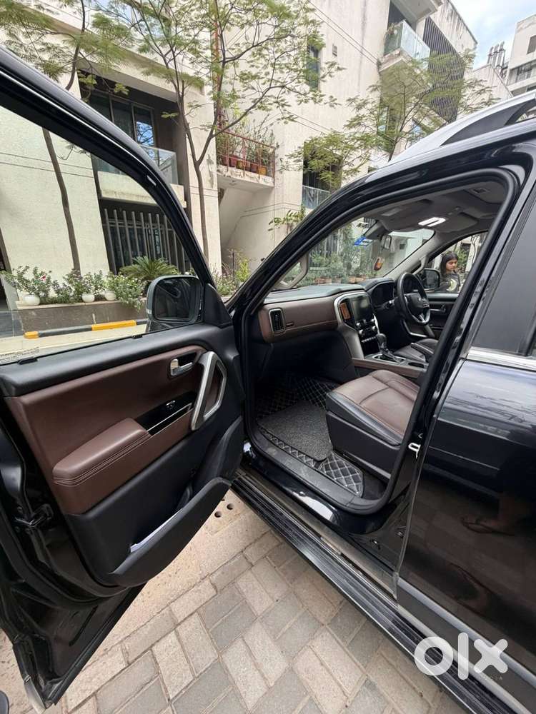 Mahindra Scorpio-n Z8 L Petrol At 7str