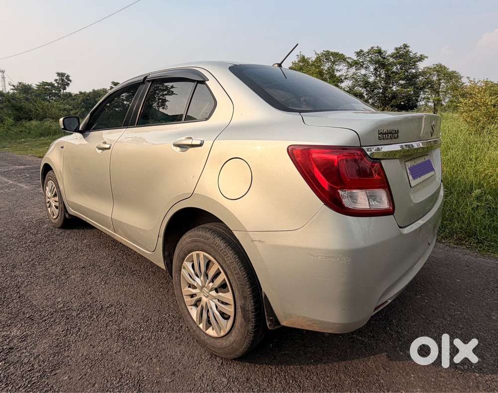 Maruti Suzuki Swift Dzire 1.2 Vxi, 2017, Petrol