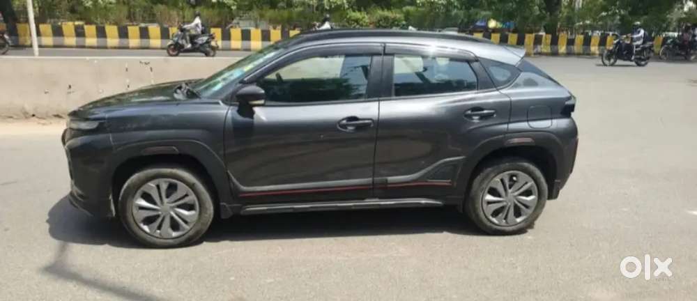Maruti Suzuki Fronx Delta 2025
