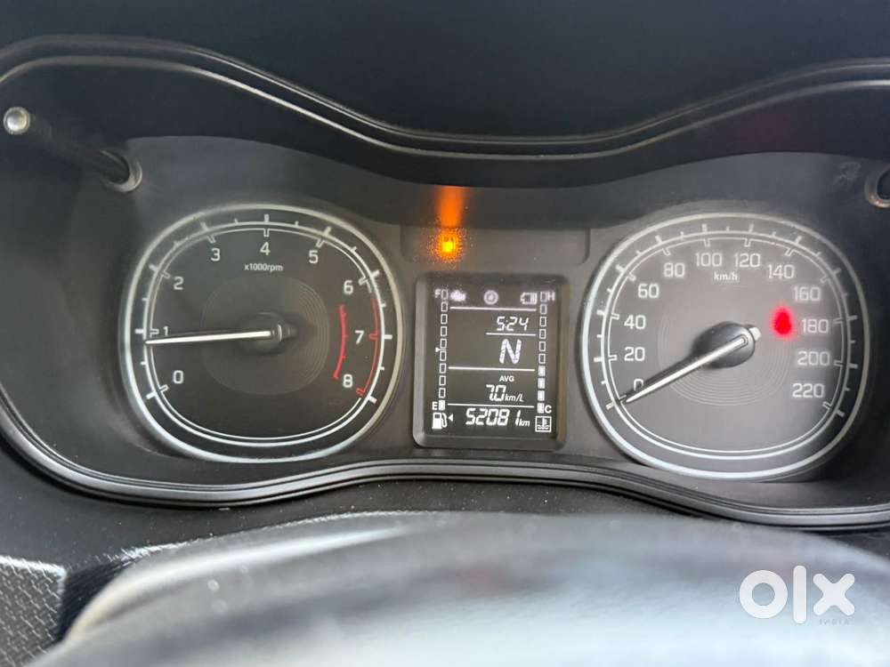 Maruti Suzuki Brezza 1.5 Vxi At Smart Hybrid, 2021, Petrol