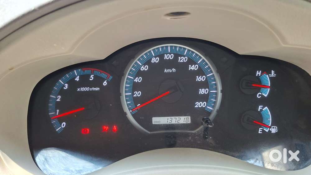 Toyota Innova 2.5 Vx (diesel) 8 Seater, 2013, Diesel