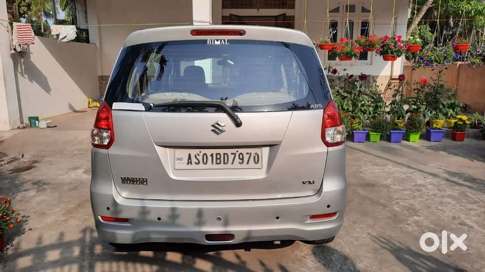Maruti Suzuki Ertiga Zxi 2013 Petrol 160000 Km Driven