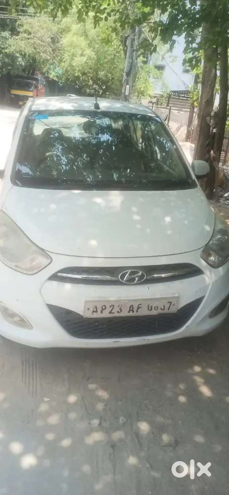 Good Condition L10 Car