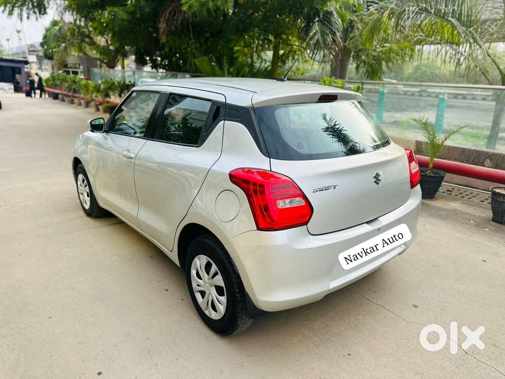Maruti Suzuki Swift Vxi + Manual, 2018, Petrol
