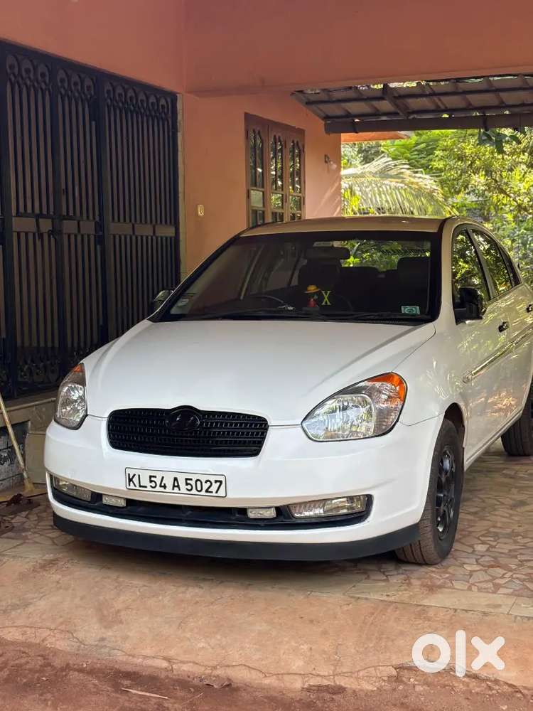 Hyundai Verna 2009 Diesel 150000 Km Driven