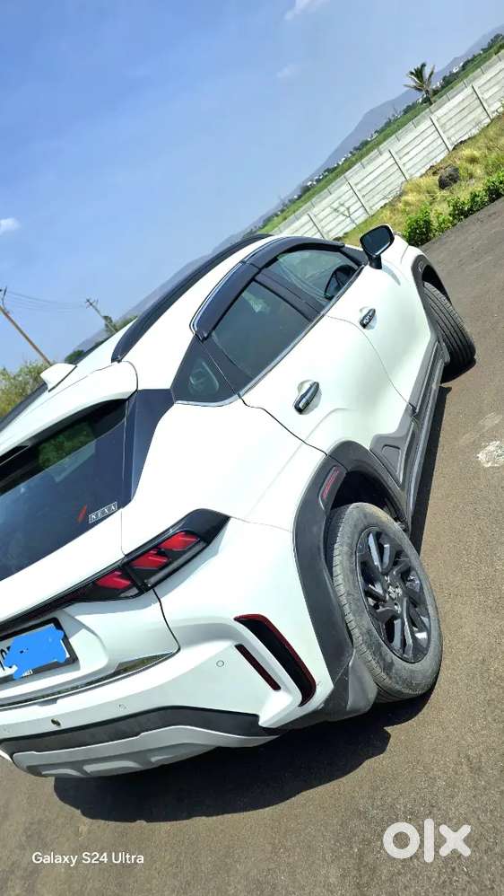 Maruti Suzuki Fronx August 2023 Petrol 18000 Km Driven