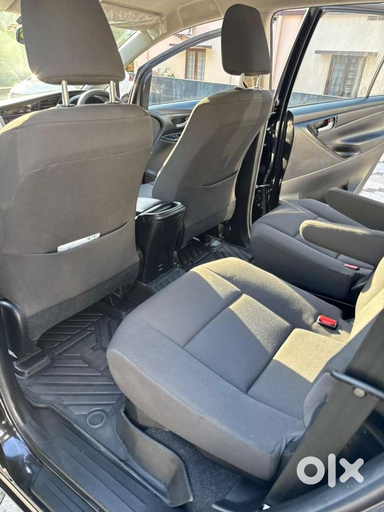 Toyota Innova Crysta 2023 Diesel Well Maintained