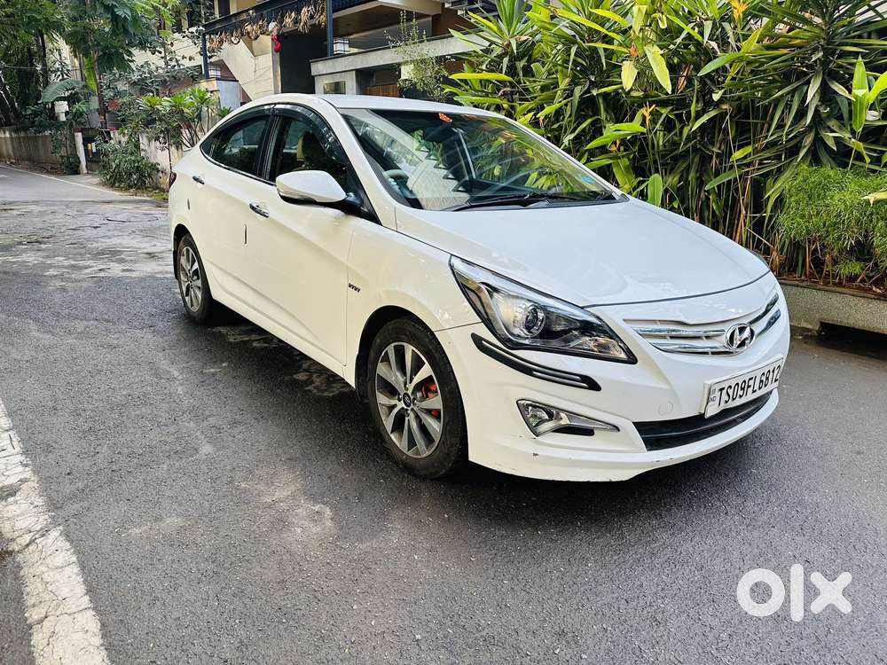 Hyundai Verna [2015-2017] Fluidic 4s 1.6 Vtvt Sx (o), 2015, Petrol