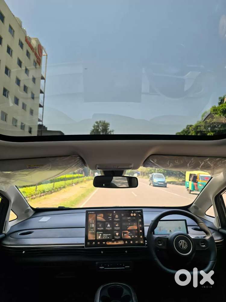 Mg Windsor Ev Essence, 2025, Electric