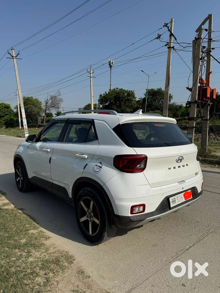 2020 Hyundai Venue S 1.2 Petrol Manual